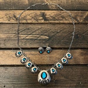 Genuine Vintage Navajo Sterling Silver Turquoise Bear Paw Necklace Earring Set